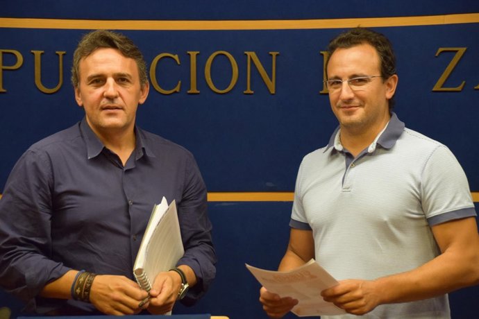 Jesús Pinar y Rúben Ramos, este martes en Zaragoza. 