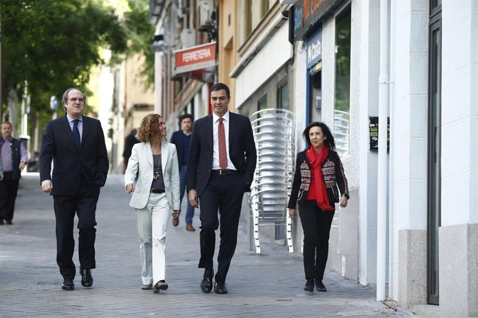 Ángel Gabilondo, Margarita Robles, Pedro Sánchez y Maritxell Batet 