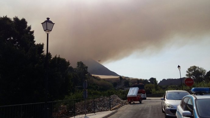 Imagen del incendio en Bolulla