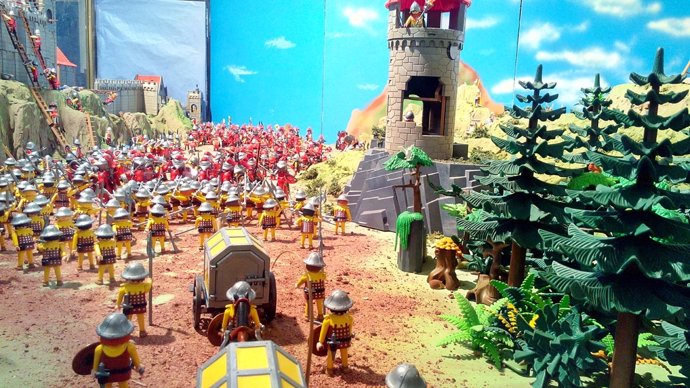 Una Exposición De Playmobil Recrea Los Momentos Más Destacados De La Historia De