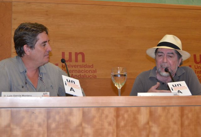 García Montero y Sabina durante la inauguración de los cursos de la UNIA