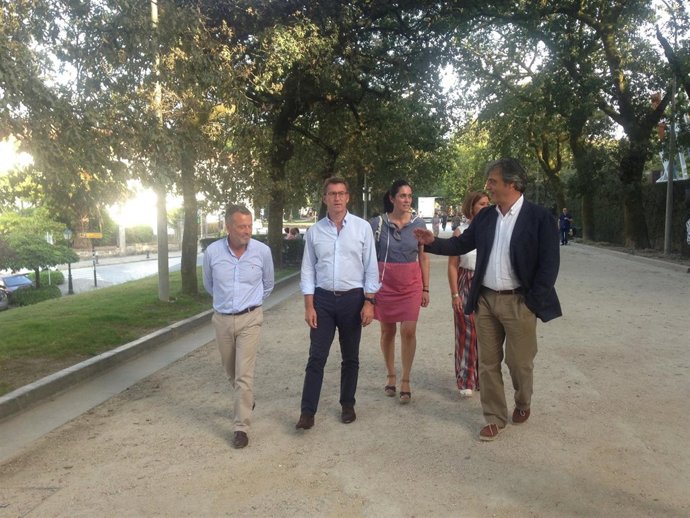 Feijóo en la Alameda de Santiago