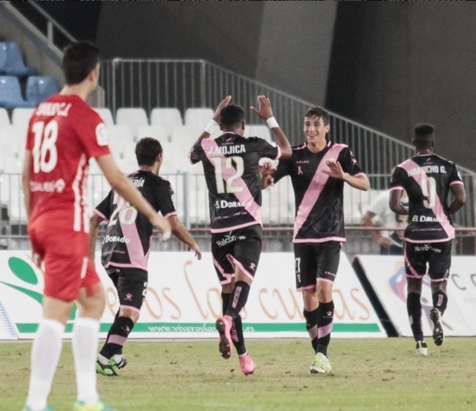 El Rayo elimina al Almería en la Copa del Rey