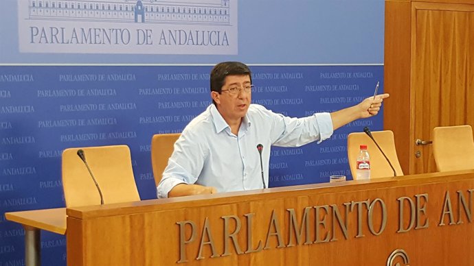 El presidente y portavoz de Ciudadanos en el Parlamento andaluz, Juan Marín