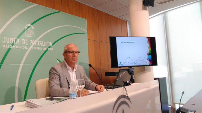 Juan Luis Belizón, delegado de Educadión en Cádiz