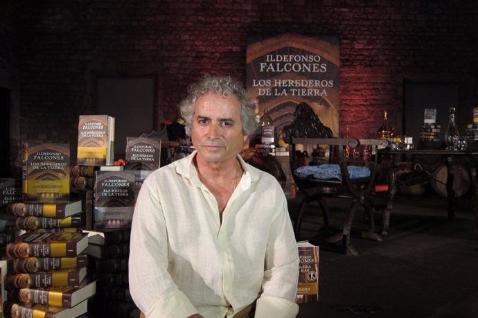 El escritor Ildefonso Falcones 