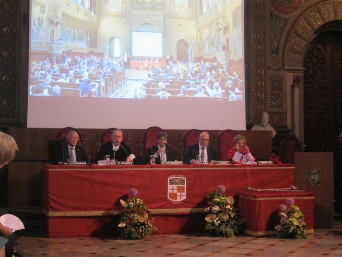 D.Ramírez (UB), C.Puigdemont Y J.Baiget, En El Inicio Del Curso