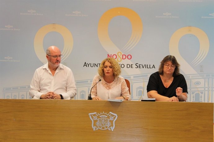Rueda de prensa de Adela Castaño.