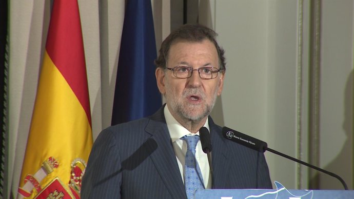 Rajoy ensalza a Alfonso Alonso como contrapeso a consultas ilegales