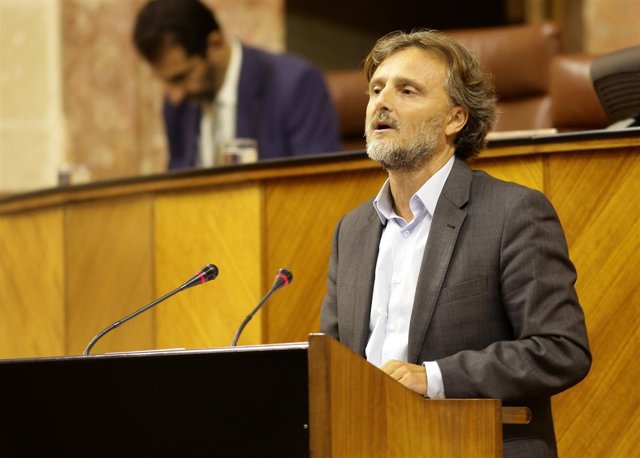 El consejero de Medio Ambiente y Ordenación del Territorio, José Fiscal