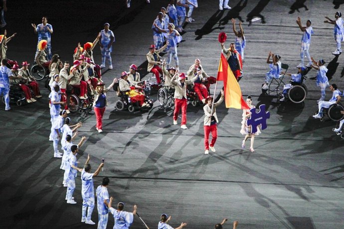 Inaguracion Juegos Rio 2016 Delegación Española con Jose Manuel Ruiz como abande