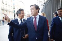 El PP cree que las encuestas en Galicia y Euskadi dicen que Sánchez "hunde el PSOE"