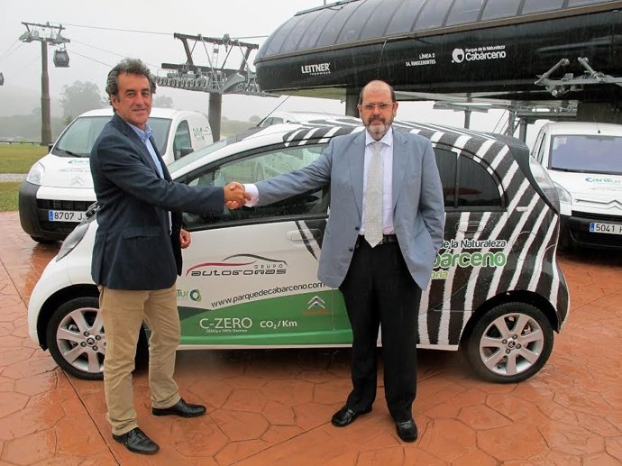 Vehículos híbridos en Cabárceno 