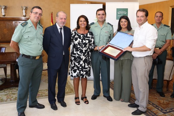 RECONOCIMIENTO A GUARDIA CIVIL DE MAIRENA DEL ALJARAFE