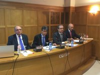 Farmaindustria impulsa con profesionales y pacientes un plan para mejorar la adherencia a los tratamientos