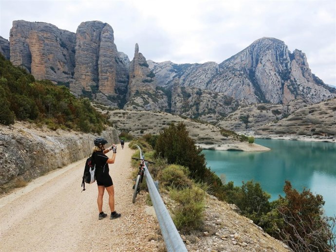 Especialistas en viajes de cicloturismo de Múnich conocen rutas BTT de Aragón