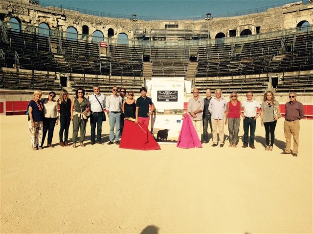 Presentación en Nimes de 'Jaén, cultura del toro'.