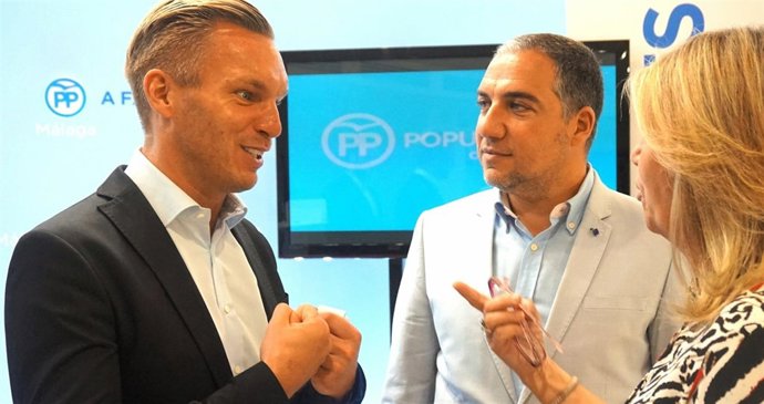 NP Y Fotos PP Málaga