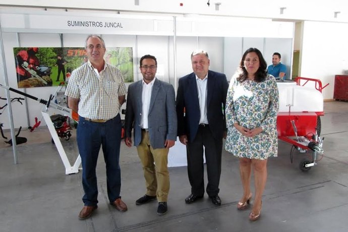 Amo y Zurera (dcha.) durante la inauguración de Agrobaena