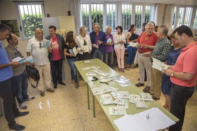 Presentación de la agenda escolar 