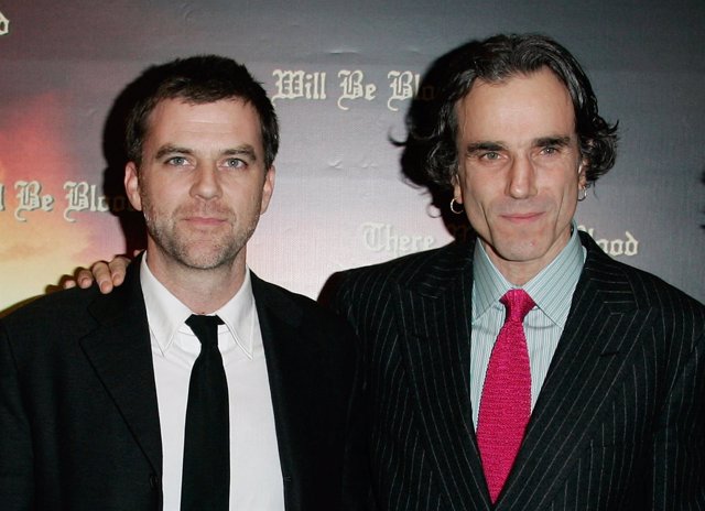 Paul Thomas Anderson y Daniel Day-Lewis en la premiere de Pozos de ambición