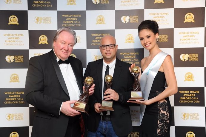 Graham Cooke y Enrique Montes en los World Travel Awards