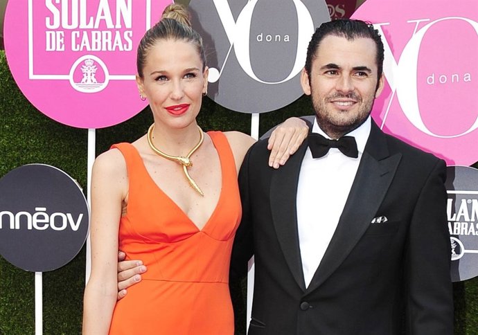 CAROLA BALEZTENA Y EMILIANO SUÁREZ EN LOS PREMIOS YODONA