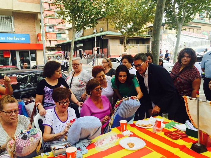 La líder de C's en el Parlamento de Catalunya, Inés Arrimadas, en Bellvitge