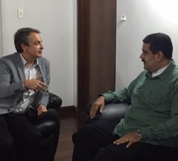 Zapatero y Maduro durante su encuentro en Caracas