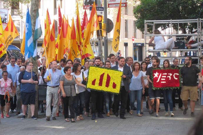 Ofrenda floral de ERC al monumento de Rafael Casanova por la Diada