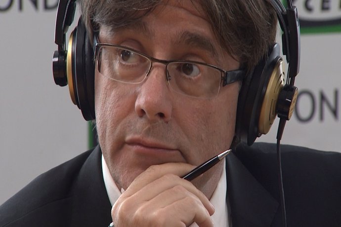 Carles Puigdemont replica a Consuelo Madrigal