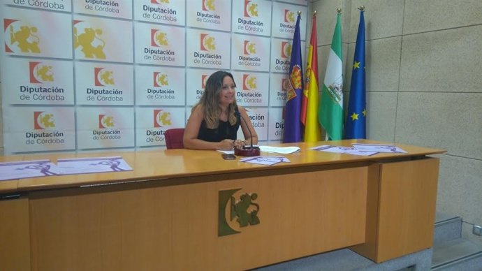 Guijarro presenta los cursos para la promoción de la igualdad