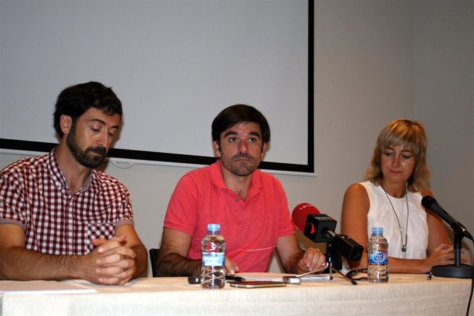 Álvaro Baráibar, Eneko Larrarte y Ana Ollo.