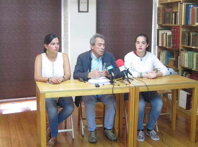 Plataforma Galega en Defensa do Ensino Público en rueda de prensa