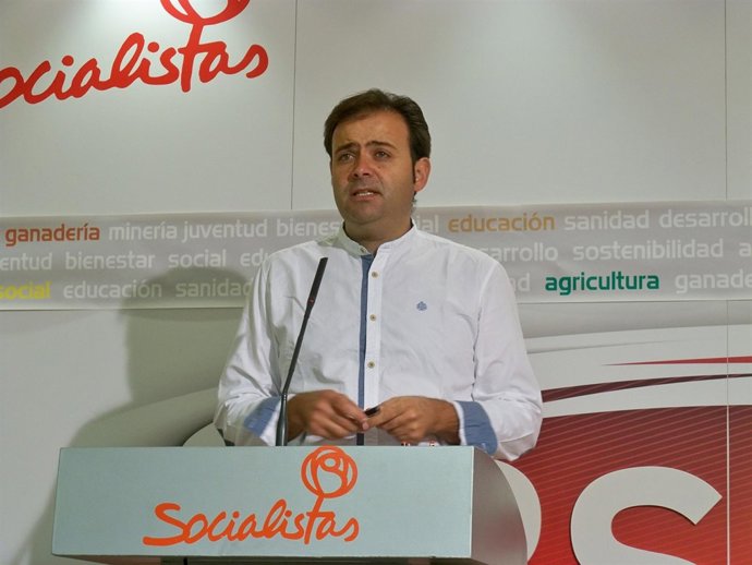 El presidente del PSOE de León, Celestino Rodríguez. 