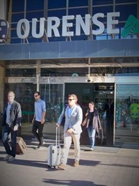 Rivera califica de "penultimátum" la propuesta de Puigdemont sobre convocar un referendo en Cataluña