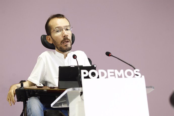 Pablo Echenique en rueda de prensa 