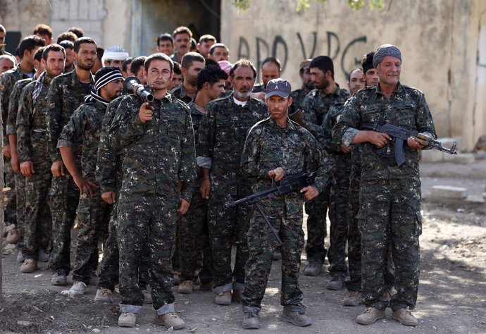 Milicianos de las YPG kurdas