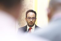 Hernando dice que el PSOE será "coherente" y no fallará "a la gente" que le ha votado posibilitando un Gobierno del PP