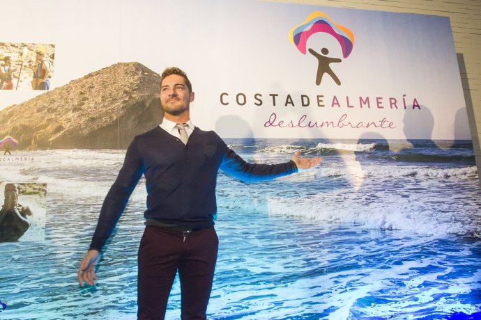 David Bisbal seguirá siendo la imagen de la marca 'Costa de Almería'.