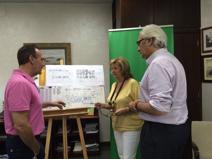 Reunión para planificar la puesta en marcha del centro de salud Bulevar.