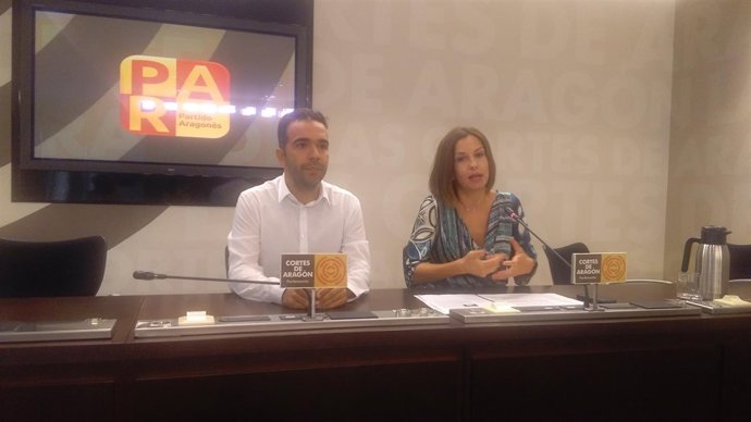 FOTO PAR GUIA ESCOLAR