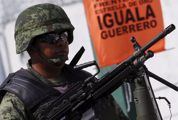 Soldado mexicano en Iguala
