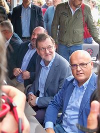 Rajoy acude a Avión, el pueblo que más apoya al PP, para pedir el voto a Feijóo
