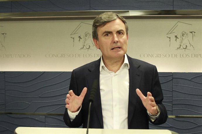 Rueda de prensa de Pedro Saura en el Congreso