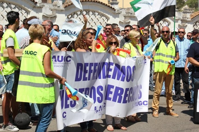 Protesta de la AUGC contra el "destierro" de cuatro agentes de Cádiz