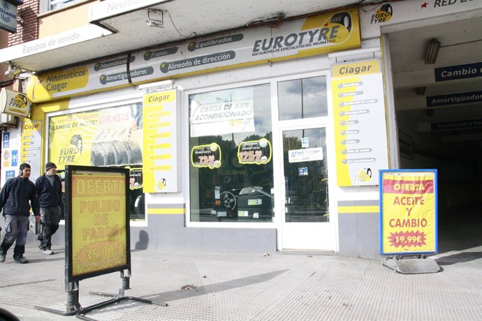 Taller, mecánico, coches