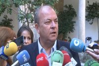 Monago cree que el tema de Rita Barberá "hay que resolverlo" porque "resta" para formar Gobierno en España