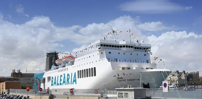 Flota de la compañia naviera Balearia 