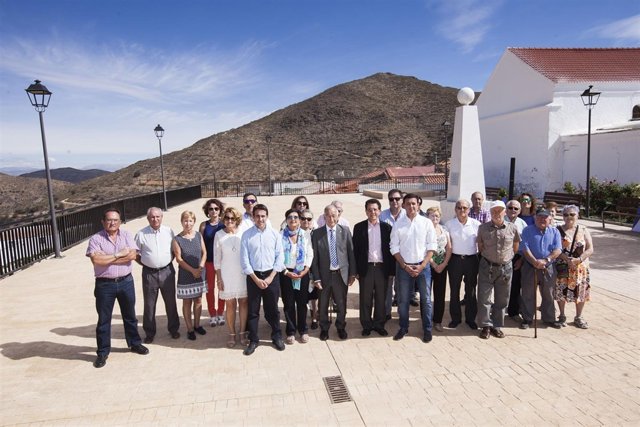 Alcudia de Monteagud cuenta con una nueva plaza mirador y un aparcamiento.